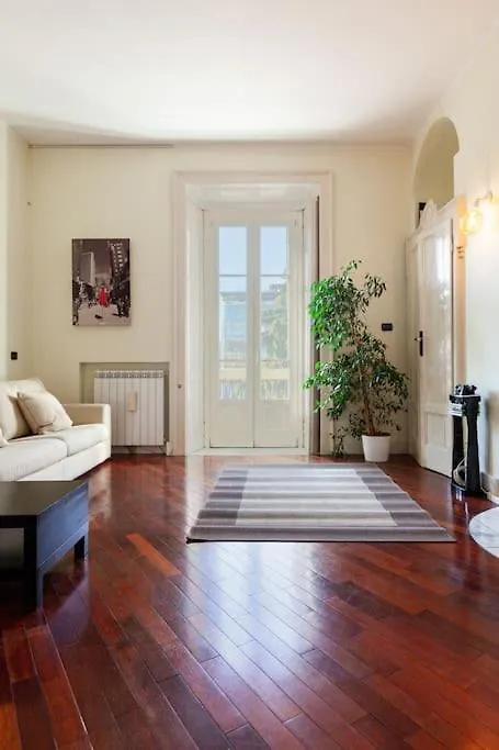 アパート Casa Delle 5 Giornate Di Milanoアパートメント イタリア
